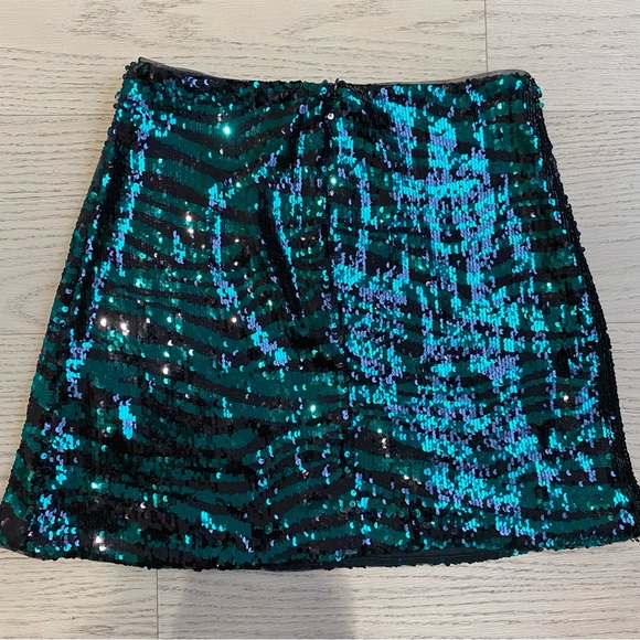 OASIS Sequins Mini Skirt, Green/Black, Lined, Women's (US M) NWT - Picture 6 of 6